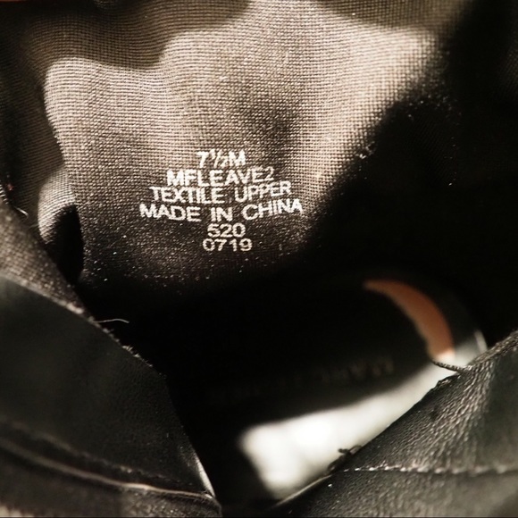 Marc Fisher sz 7.5 Leave2 black suede ankle booties - Picture 16 of 16